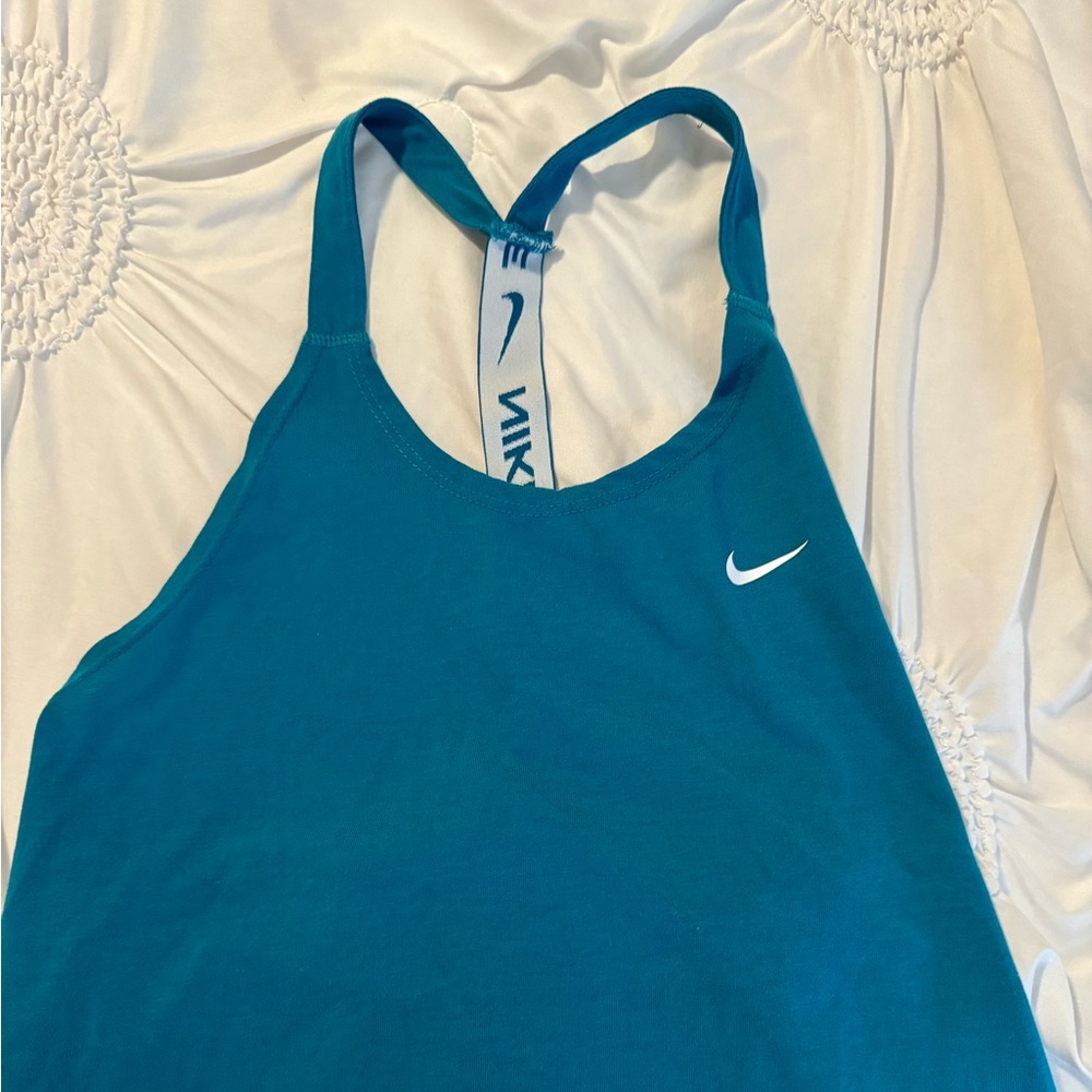 Nike work out tank